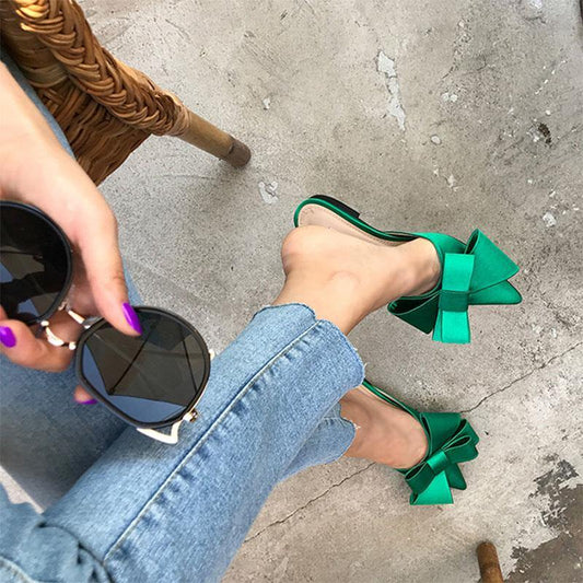 Pointed Toe Bow Sandals